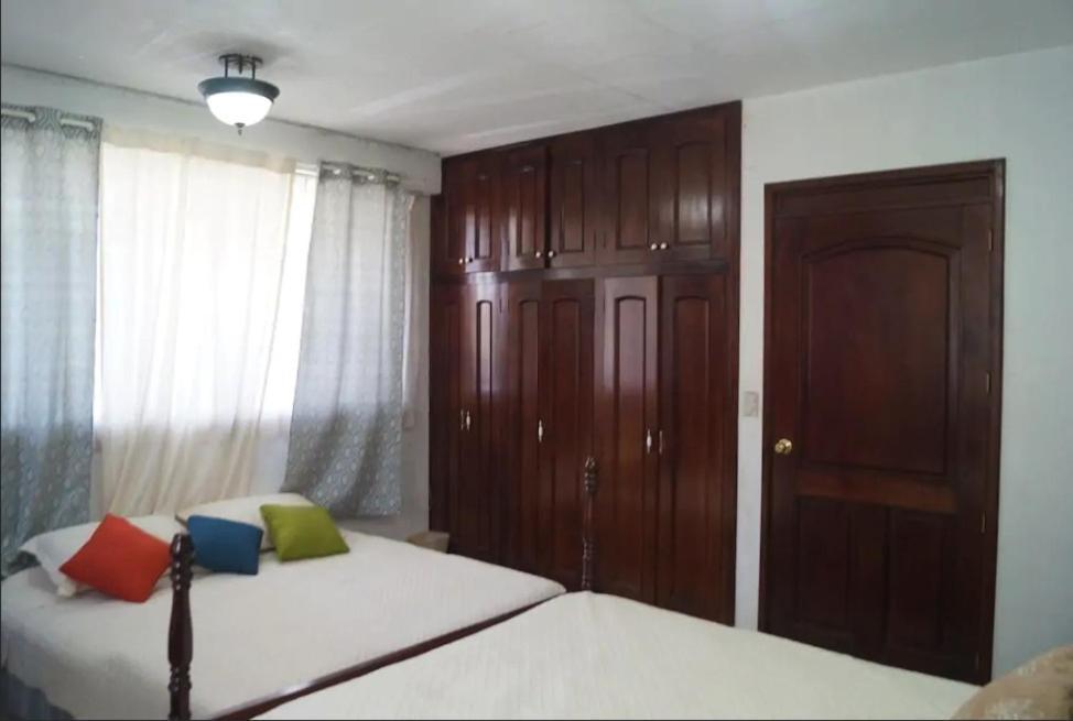 Apartamentos Comodos Cerca Del Aeropuerto 과테말라 외부 사진